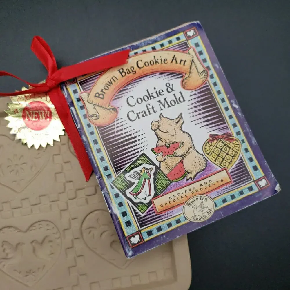 Vintage 1996 Brown Bag Cookie Art Cut Apart Hearts 5.25